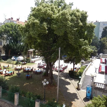 Center Διαμέρισμα